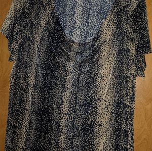 New 2X Women's blouse